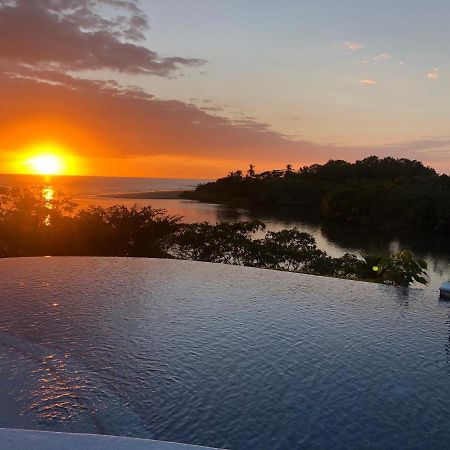 Casa Caletas Boutique Hotel Puerto Coyote エクステリア 写真