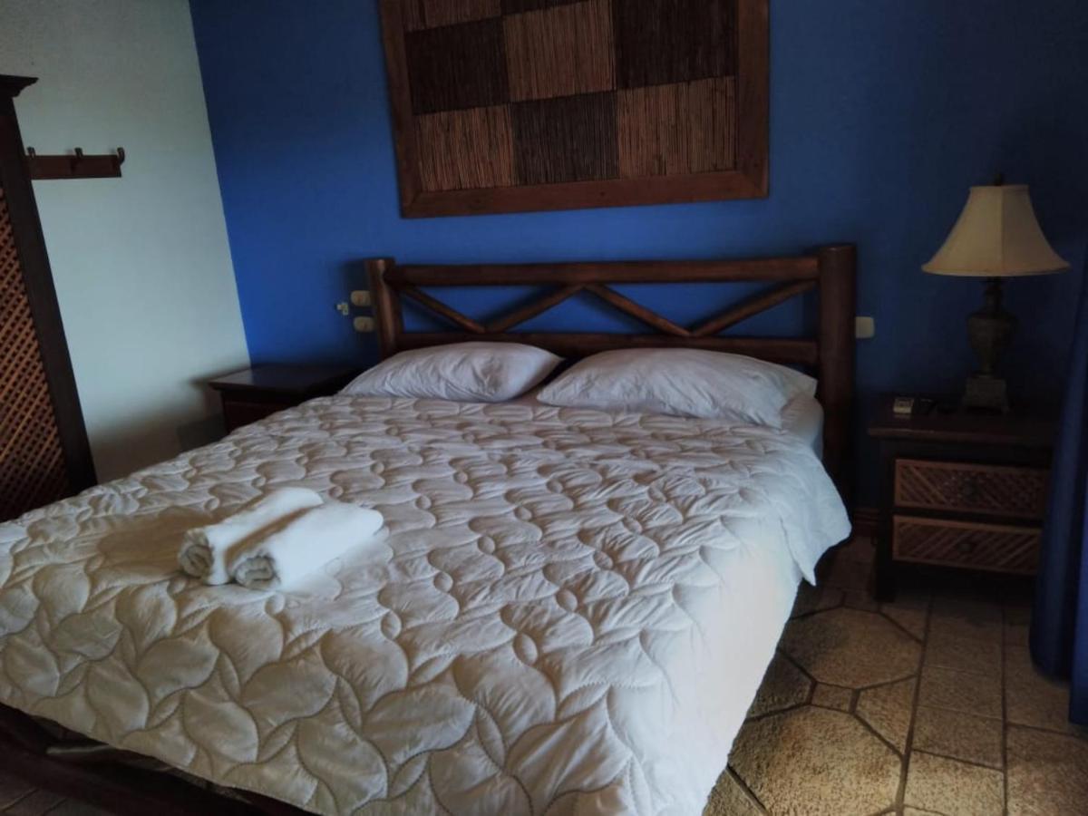 Casa Caletas Boutique Hotel Puerto Coyote エクステリア 写真