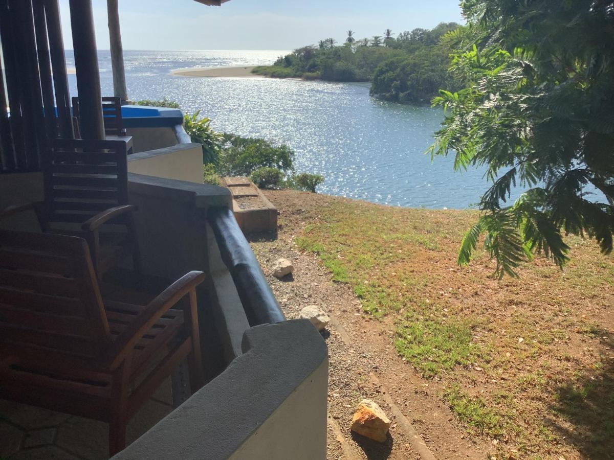 Casa Caletas Boutique Hotel Puerto Coyote エクステリア 写真