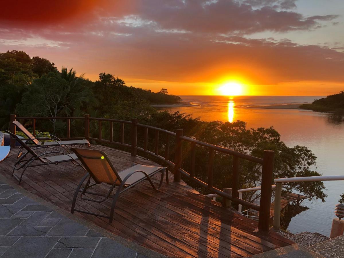 Casa Caletas Boutique Hotel Puerto Coyote エクステリア 写真
