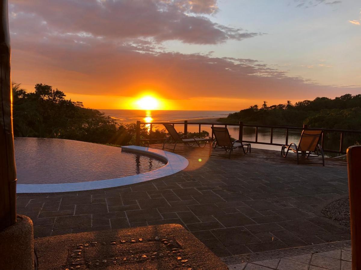 Casa Caletas Boutique Hotel Puerto Coyote エクステリア 写真