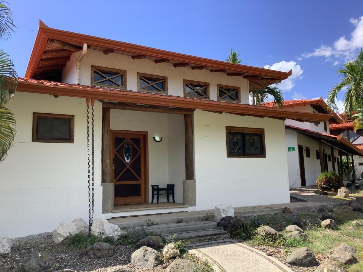 Casa Caletas Boutique Hotel Puerto Coyote エクステリア 写真