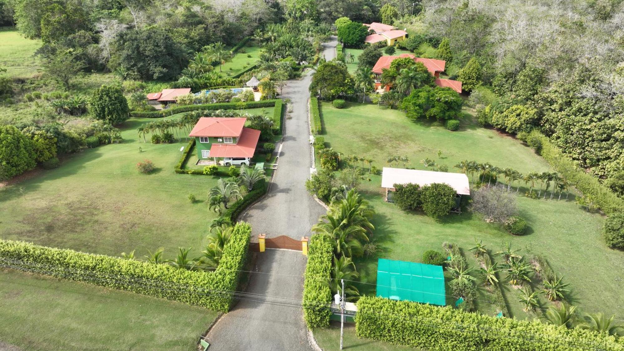 Casa Caletas Boutique Hotel Puerto Coyote エクステリア 写真